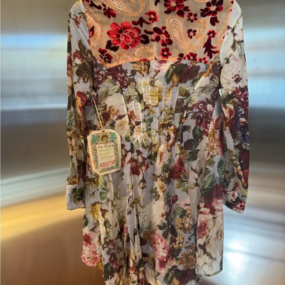 Aratta Floral Button-Up Tunic - Multicolor - Picture 7 of 10